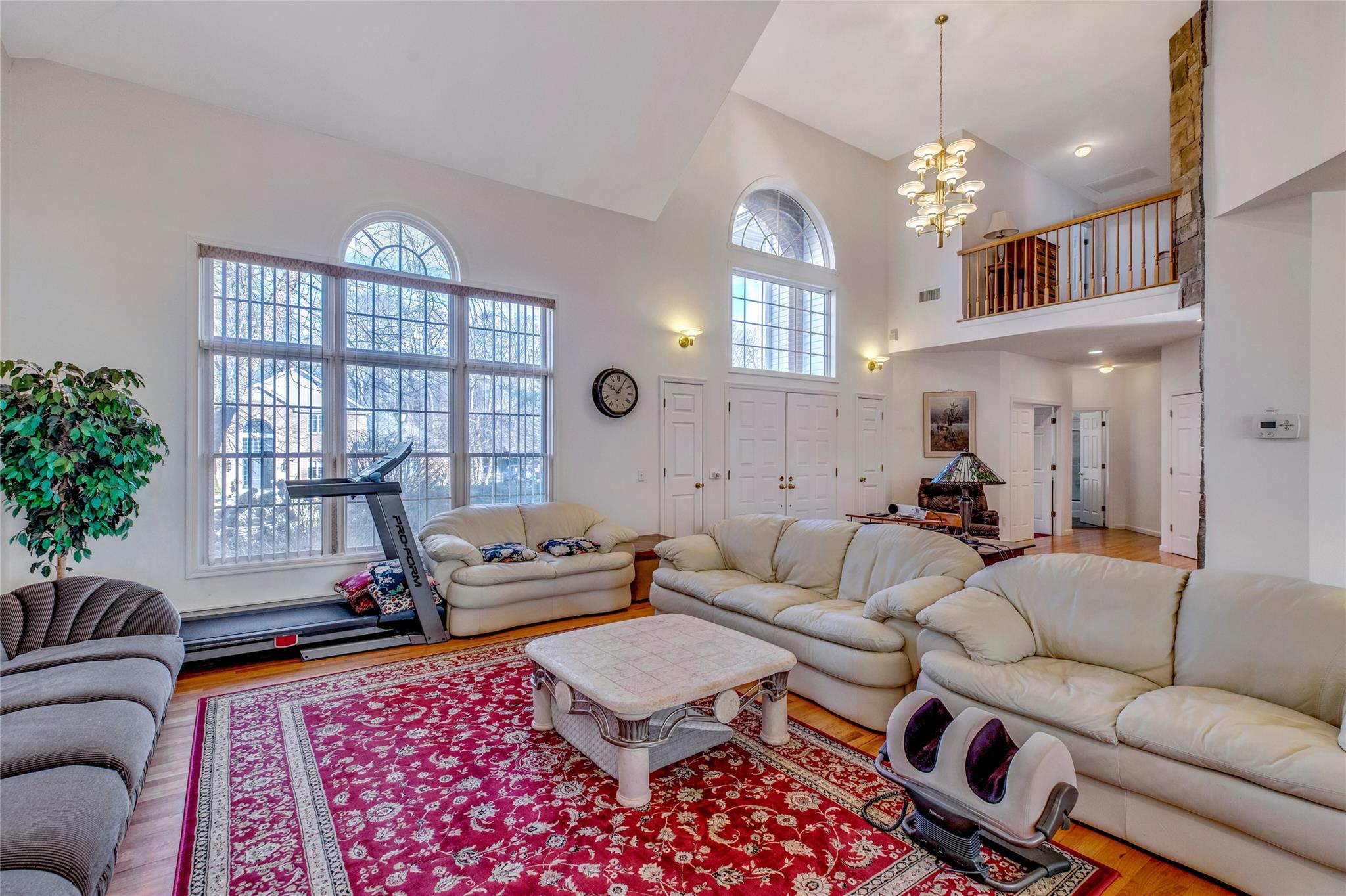 23 Cobbler Lane, East Setauket, New York image 6