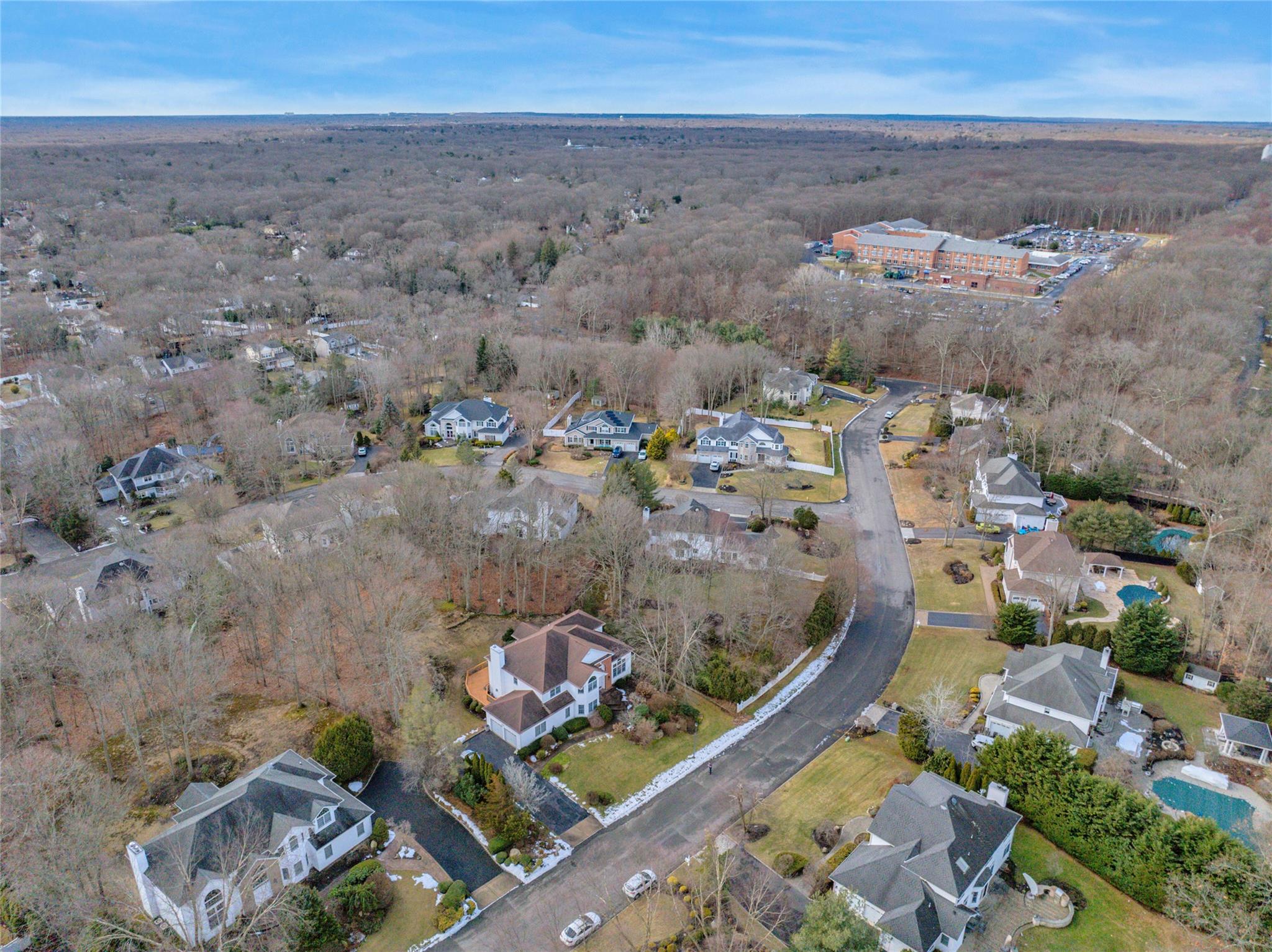 23 Cobbler Lane, East Setauket, New York image 28