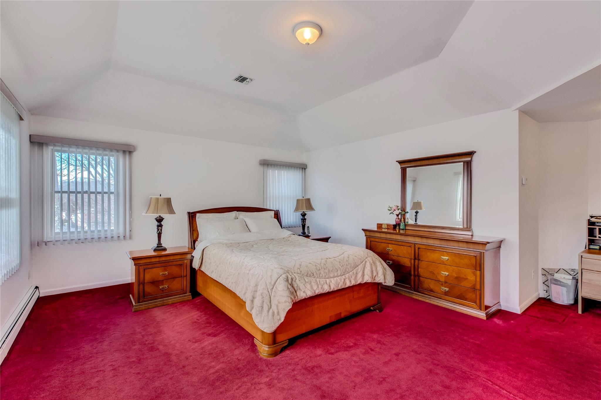 23 Cobbler Lane, East Setauket, New York image 14