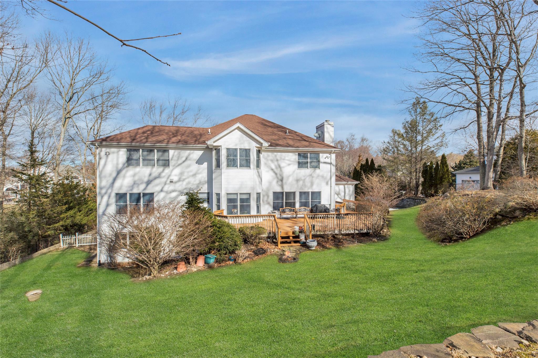23 Cobbler Lane, East Setauket, New York image 26
