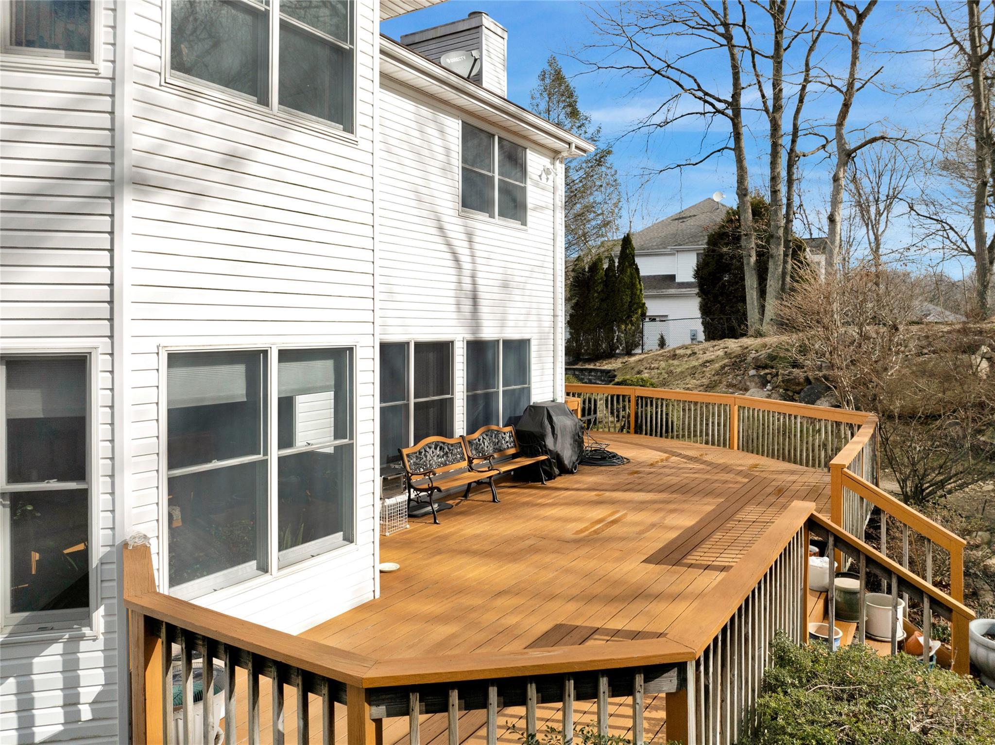 23 Cobbler Lane, East Setauket, New York image 23