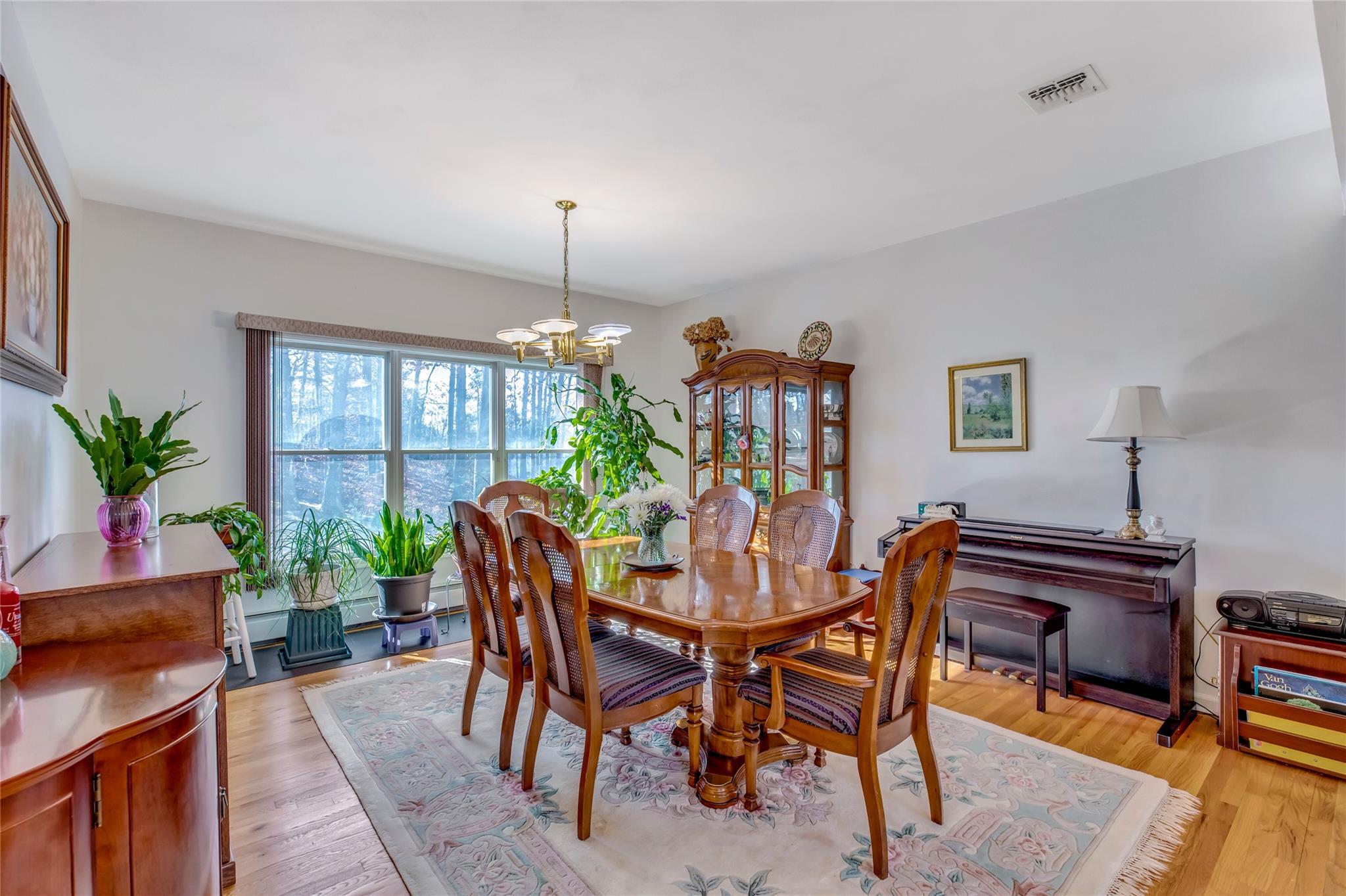 23 Cobbler Lane, East Setauket, New York image 8