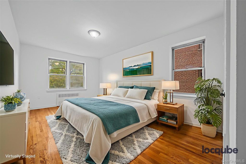 Photo of 255 Bronx River Road #4M, Yonkers, NY 10704 (MLS # 927199)