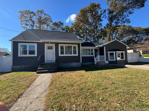 8 Paul Drive, Mastic, NY 11950 - MLS#: 926333
