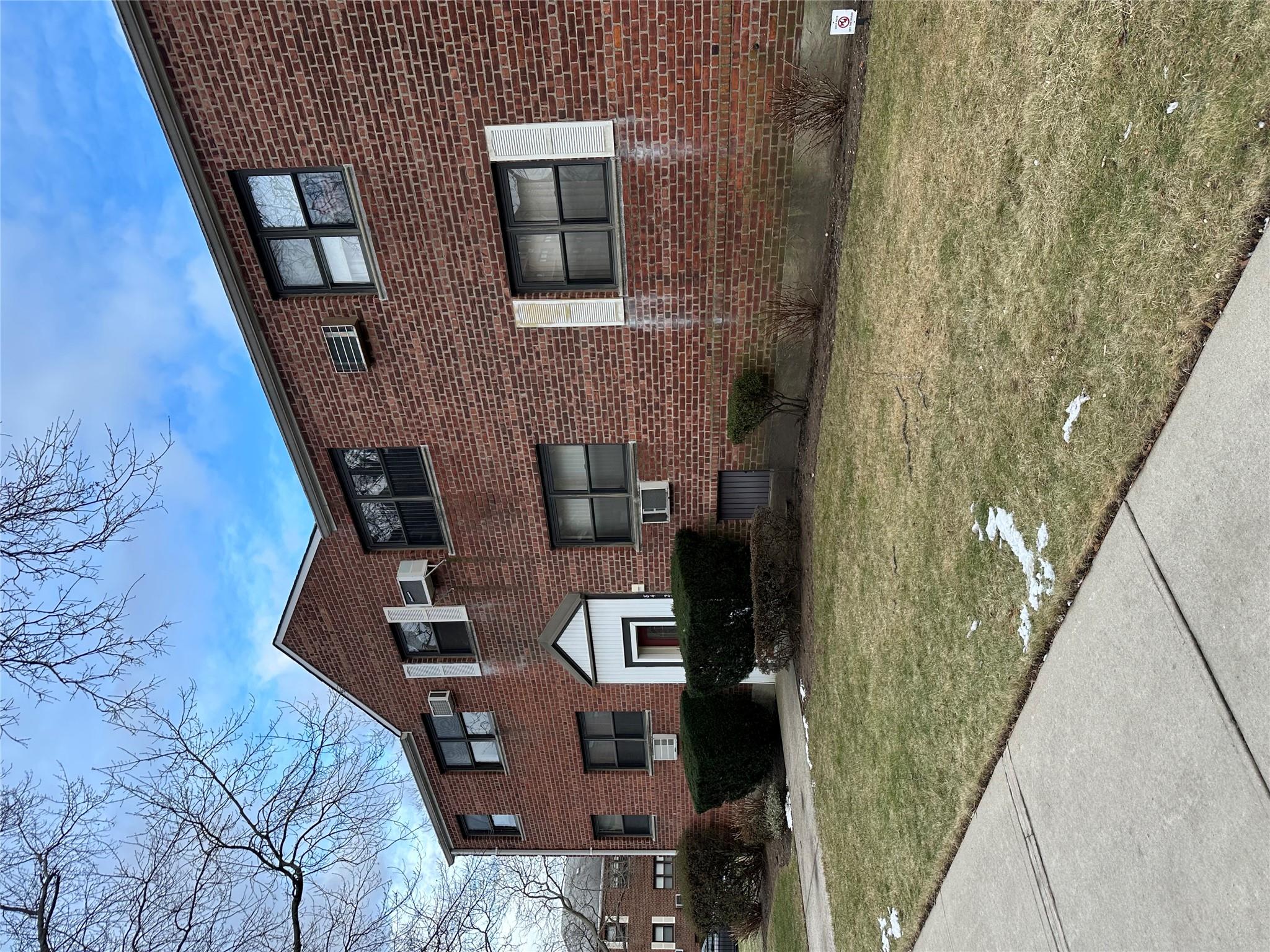 84-26 155 Avenue #1R, Howard Beach, New York image 1