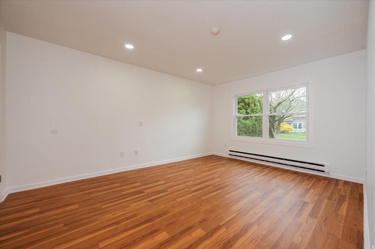 38 Chippendale Drive, Mount Sinai, New York image 9