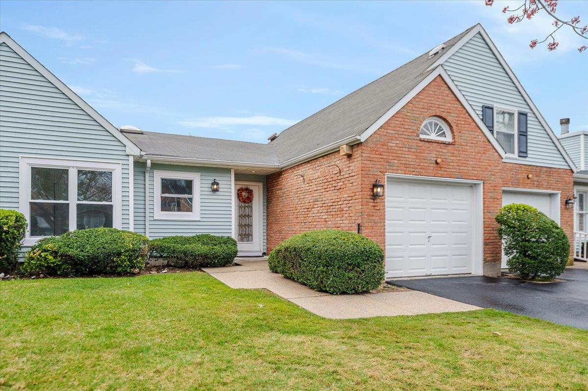 38 Chippendale Drive, Mount Sinai, New York image 1