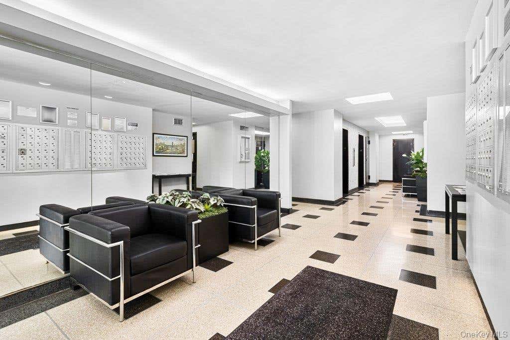 Photo of 3 Fordham Hill Oval #7B, Bronx, NY 10468 (MLS # 1013430)
