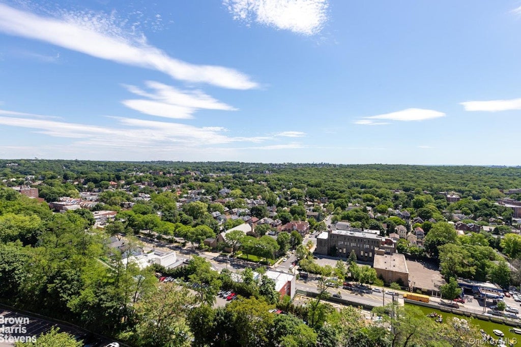 Photo of 5800 Arlington Avenue #15B, Bronx, NY 10471 (MLS # 986131)