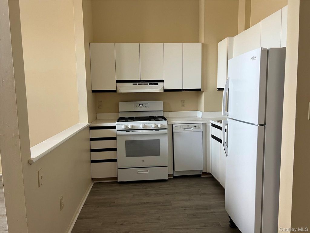 Photo of 21 Village Mill, Haverstraw, NY 10927 (MLS # 960475)