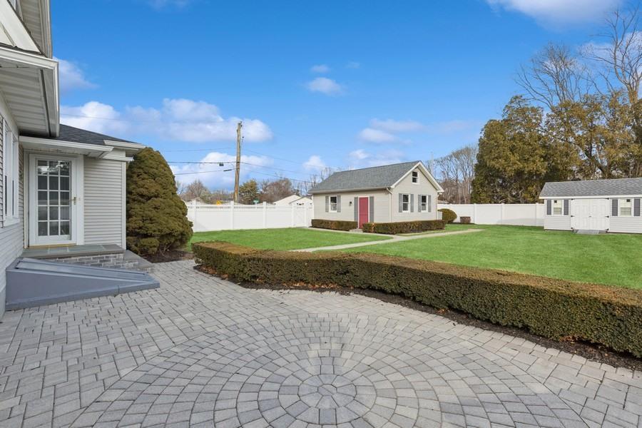 3 Beverly Avenue, East Patchogue, New York image 34