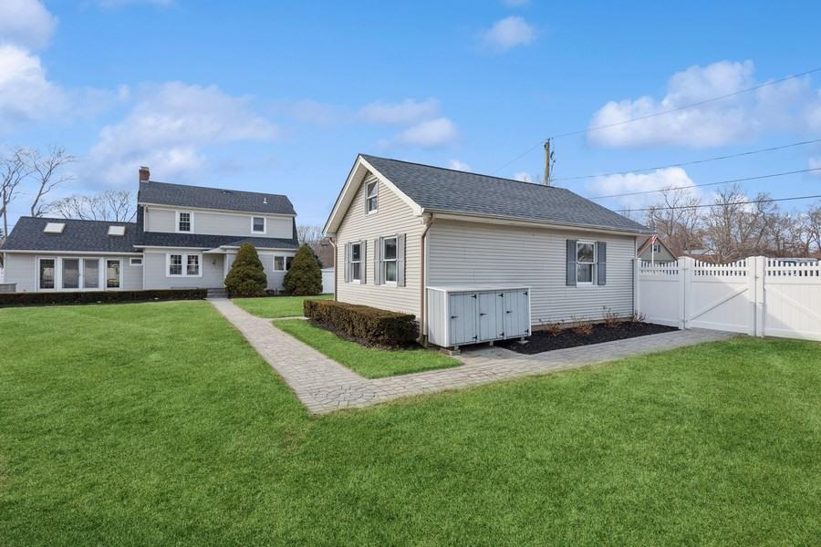 3 Beverly Avenue, East Patchogue, New York image 30
