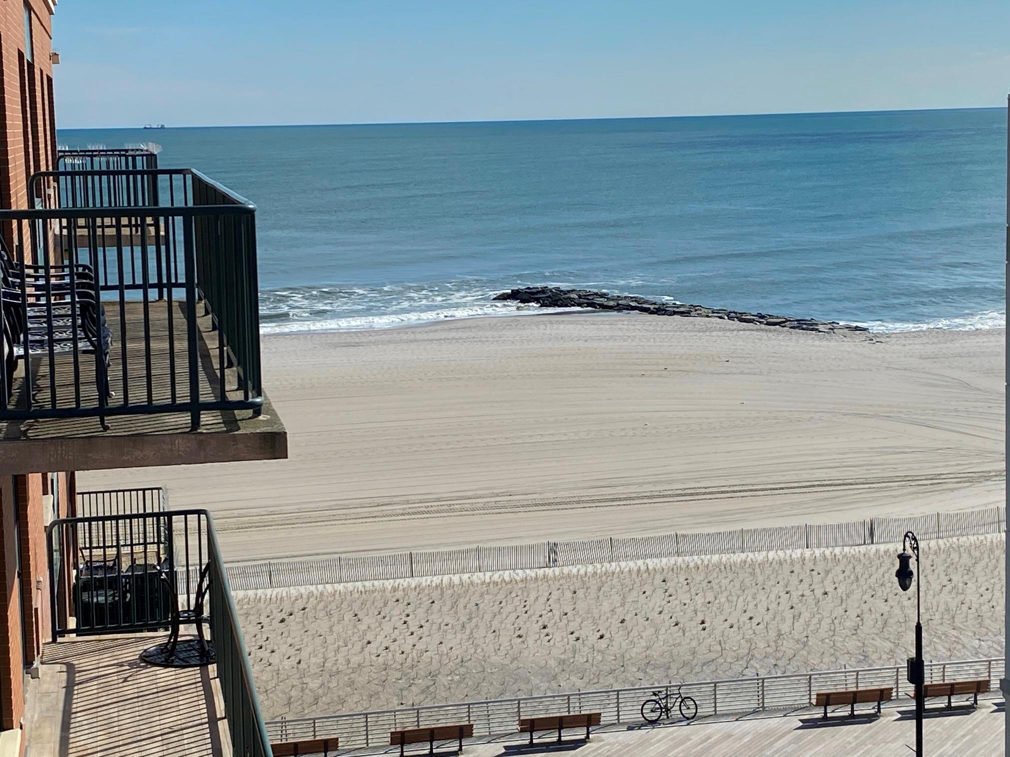 Long Beach, New York 11561, United States, 2 Bedrooms Bedrooms, ,2 BathroomsBathrooms,Residential,Active,171863