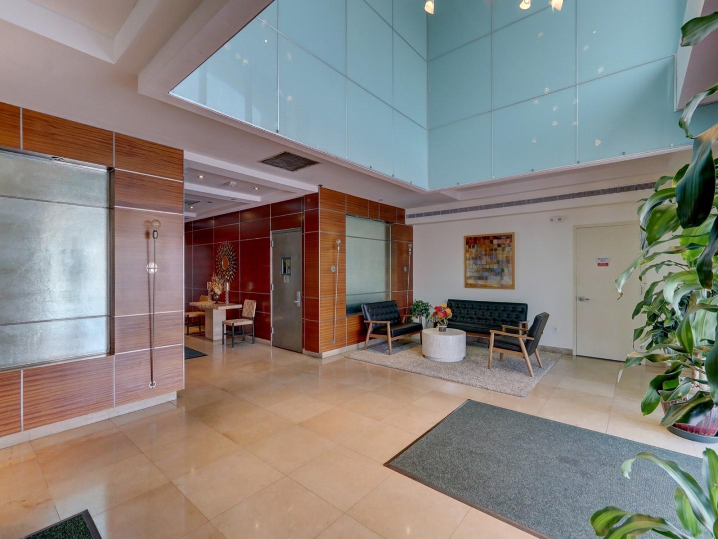 Long Beach, New York 11561, United States, 2 Bedrooms Bedrooms, ,2 BathroomsBathrooms,Residential,Active,171863