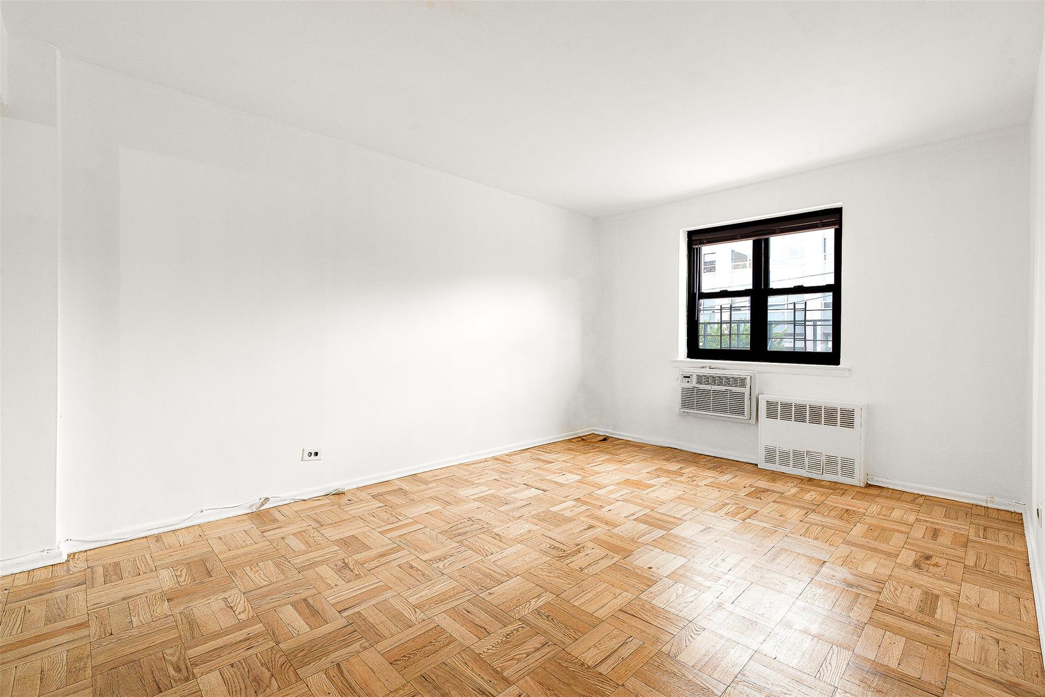 94-30 60th Avenue #1/H, Elmhurst, New York image 17
