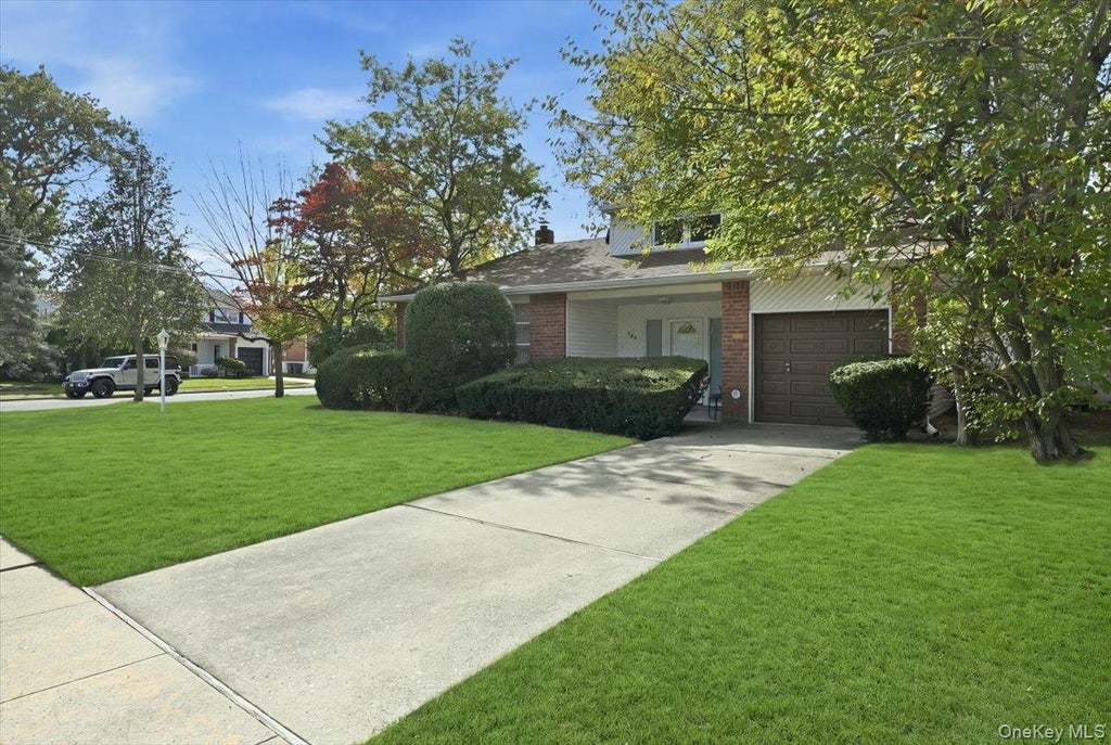 Photo of 786 Bethlynn Court, East Meadow, NY 11554 (MLS # 1043238)