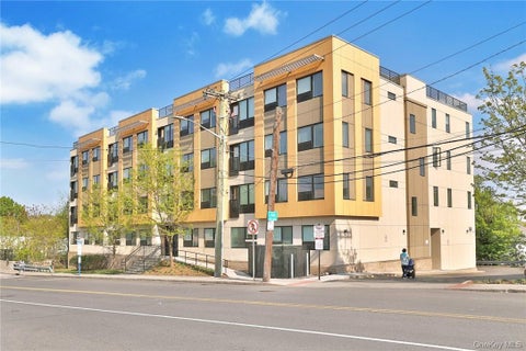 Apartment For Rent - 68 Lake Street #305<br/> White Plains, NY 10603