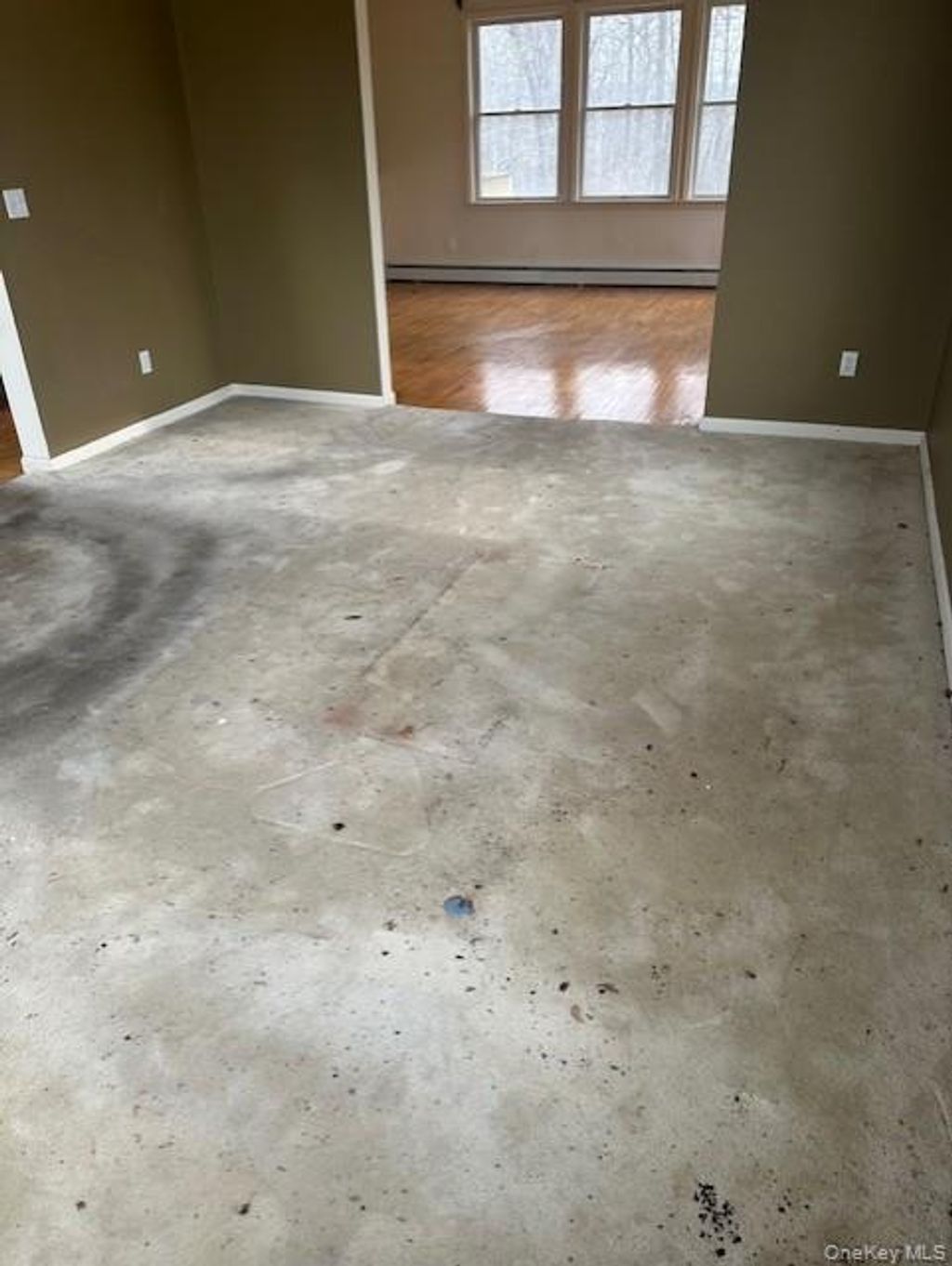 Photo of 5 Lea Court, Pomona, NY 10970 (MLS # 947061)