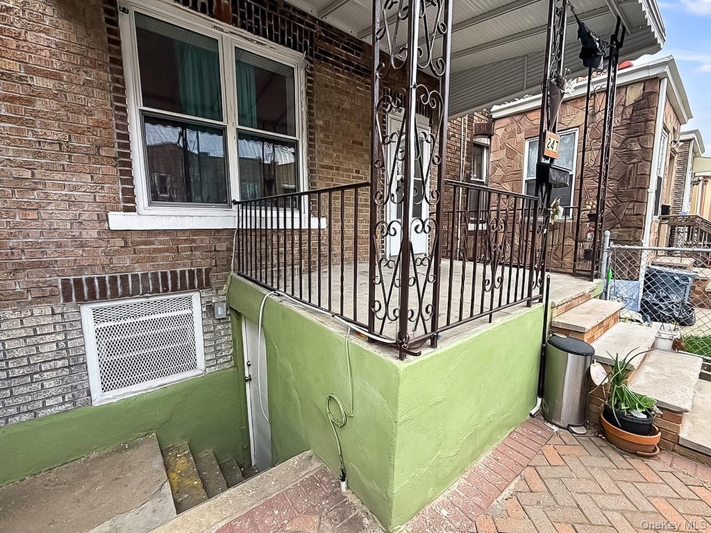 Photo of 247 E 26th Street, Brooklyn, NY 11226 (MLS # 1053226)