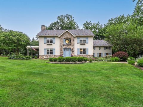 184 Circle Drive Manhasset NY 11030