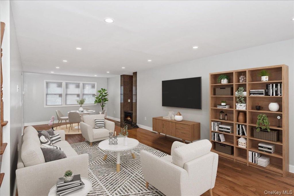 Photo of 664 Clinton Avenue, Uniondale, NY 11553 (MLS # 896070)