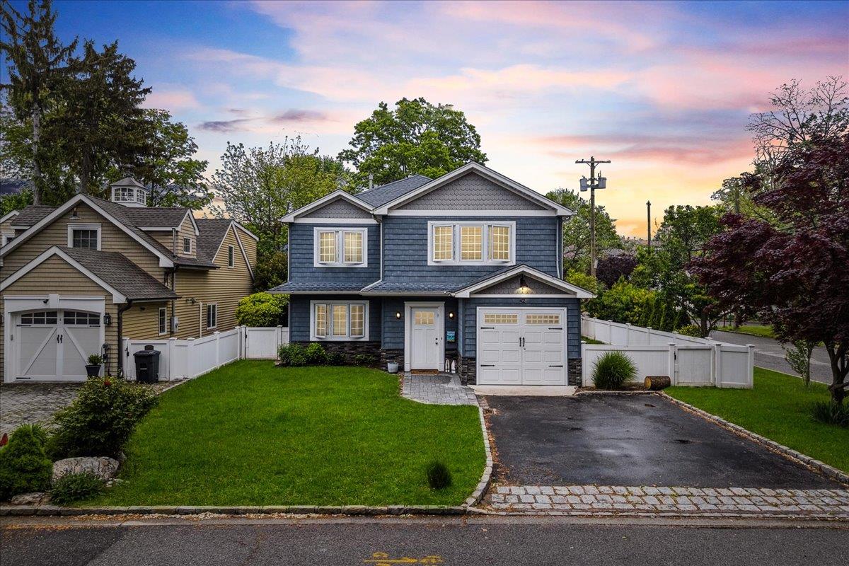42 Sagamore Hill Drive, Port Washington, New York image 1
