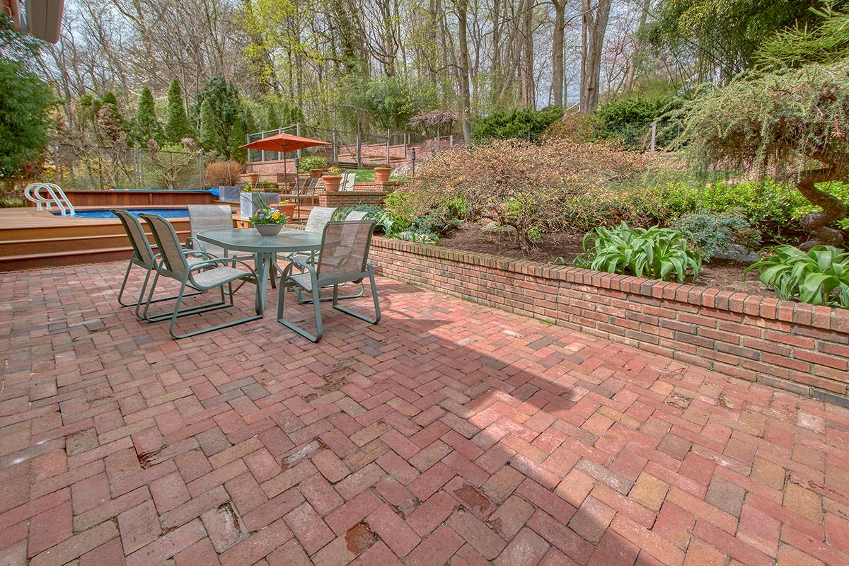 38 Stonewall Circle, White Plains, New York image 29