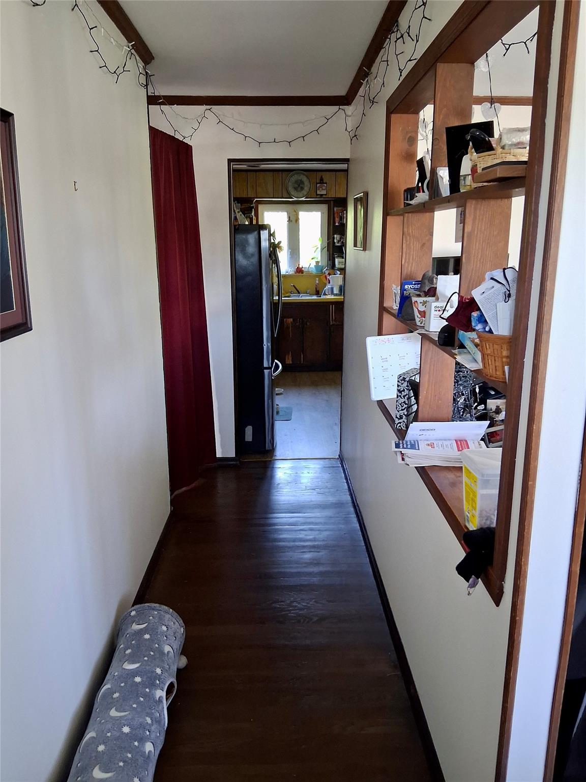 19 Hicks Avenue, Syosset, New York image 10
