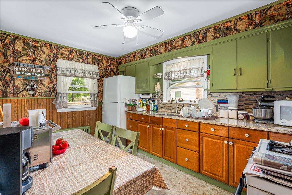 275 Ocean Avenue, Brentwood, New York image 7