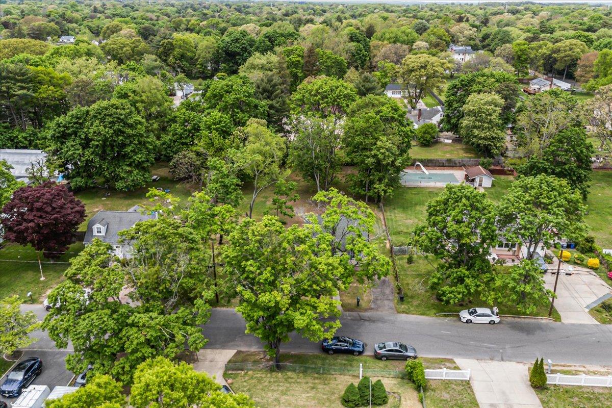 275 Ocean Avenue, Brentwood, New York image 19