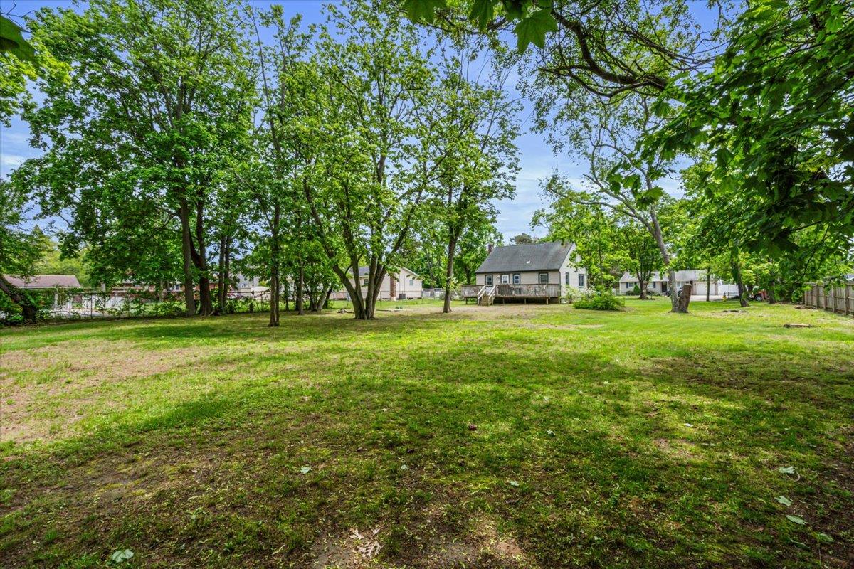 275 Ocean Avenue, Brentwood, New York image 18