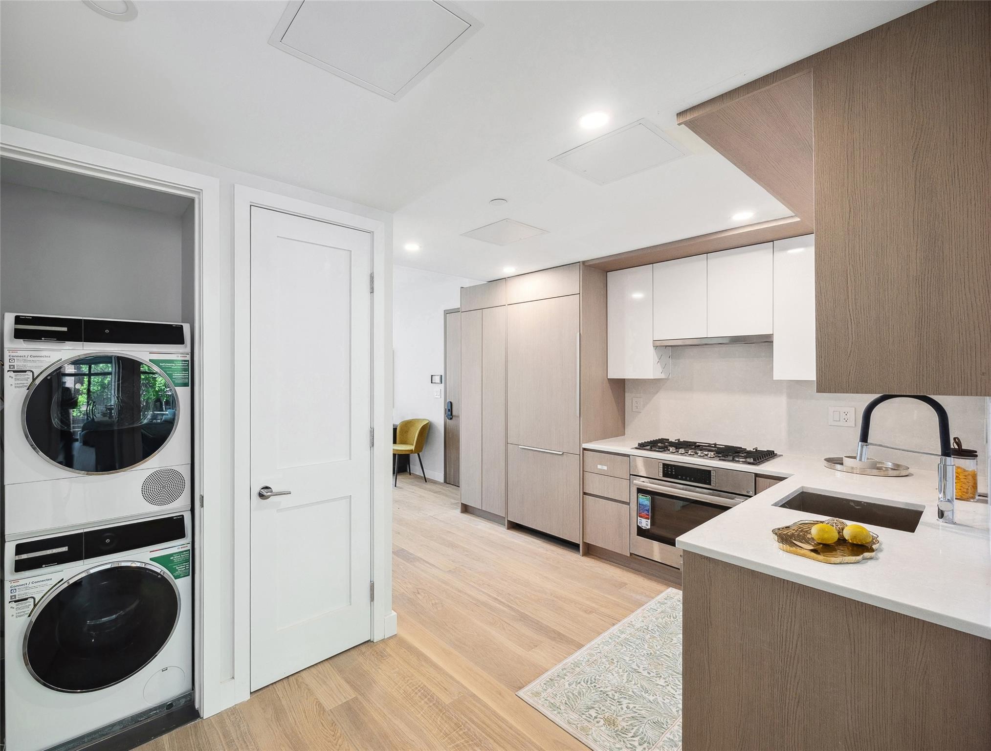 38-20 Parsons Boulevard #602, Flushing, New York image 7