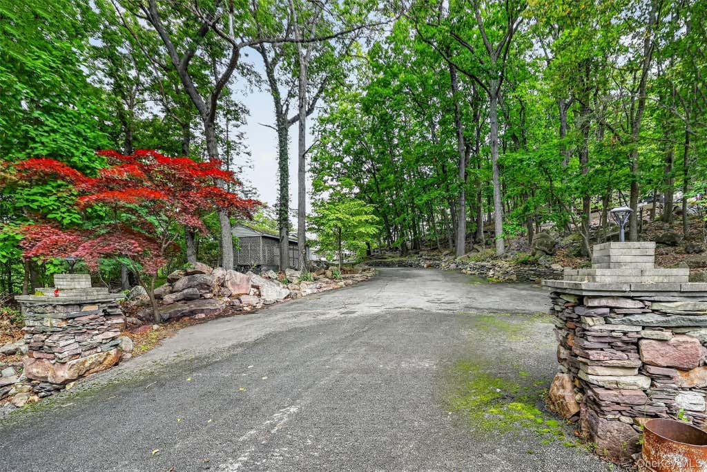Photo of 15 Overlook Drive, Highland Mills, NY 10930 (MLS # 1037999)