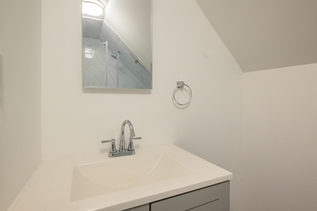158-34 W 96 Street, Howard Beach, New York image 33
