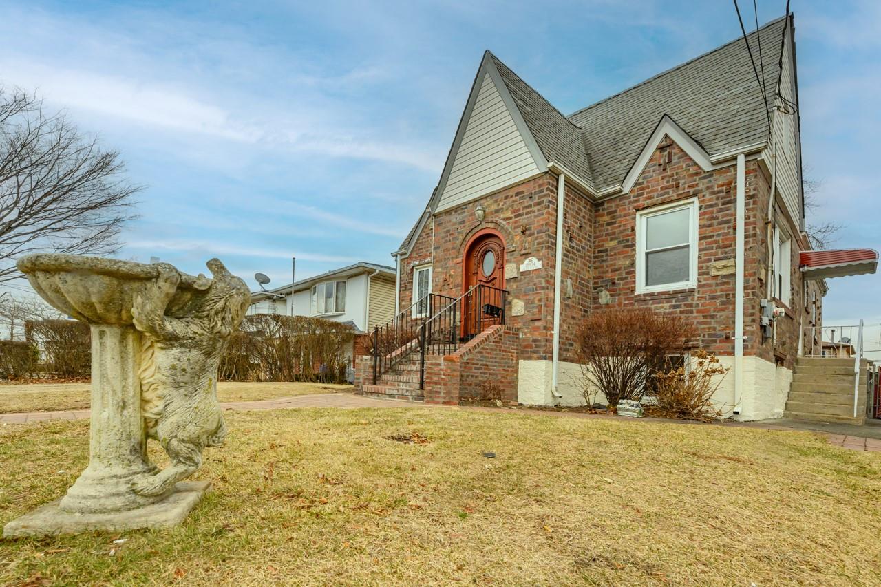158-34 W 96 Street, Howard Beach, New York image 6