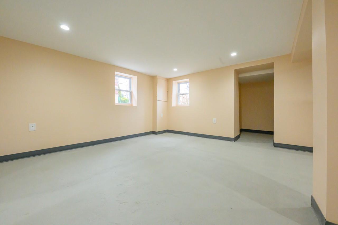 158-34 W 96 Street, Howard Beach, New York image 44