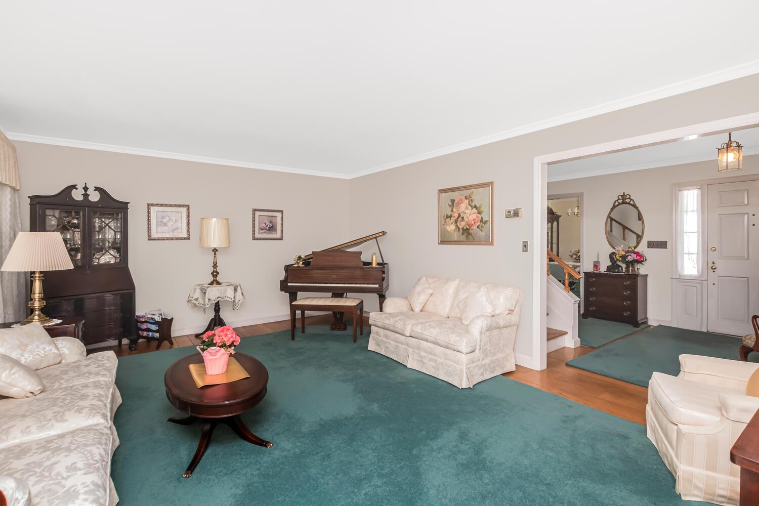 10 Constant Avenue, Yonkers, New York image 14