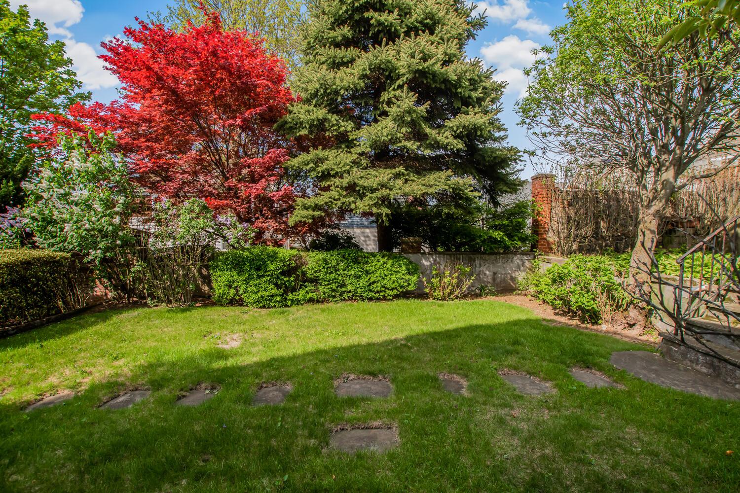 10 Constant Avenue, Yonkers, New York image 36