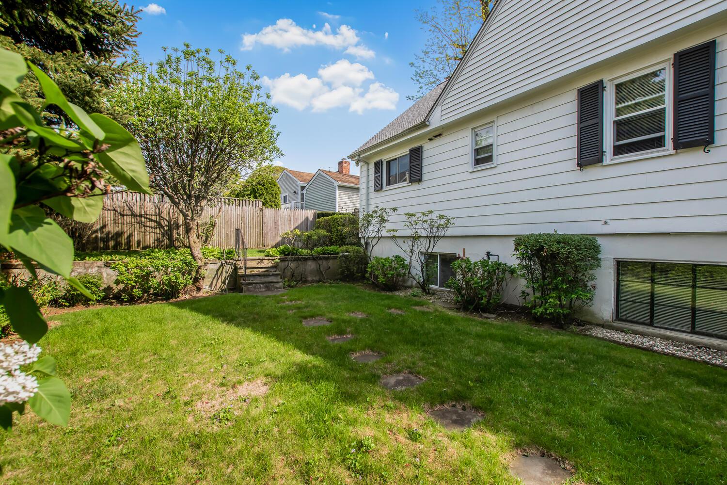 10 Constant Avenue, Yonkers, New York image 34