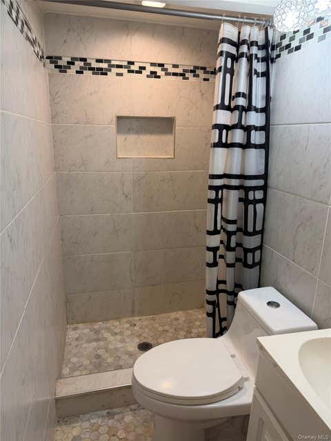 Photo of 14730 Huxley Street, Rosedale, NY 11422 (MLS # 1029177)