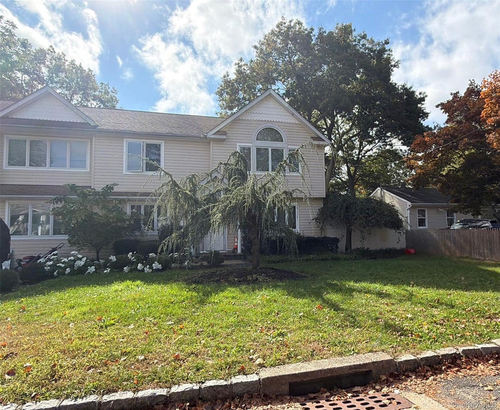 Photo of 27 Wabil Road, Miller Place, NY 11764 (MLS # 1063504)
