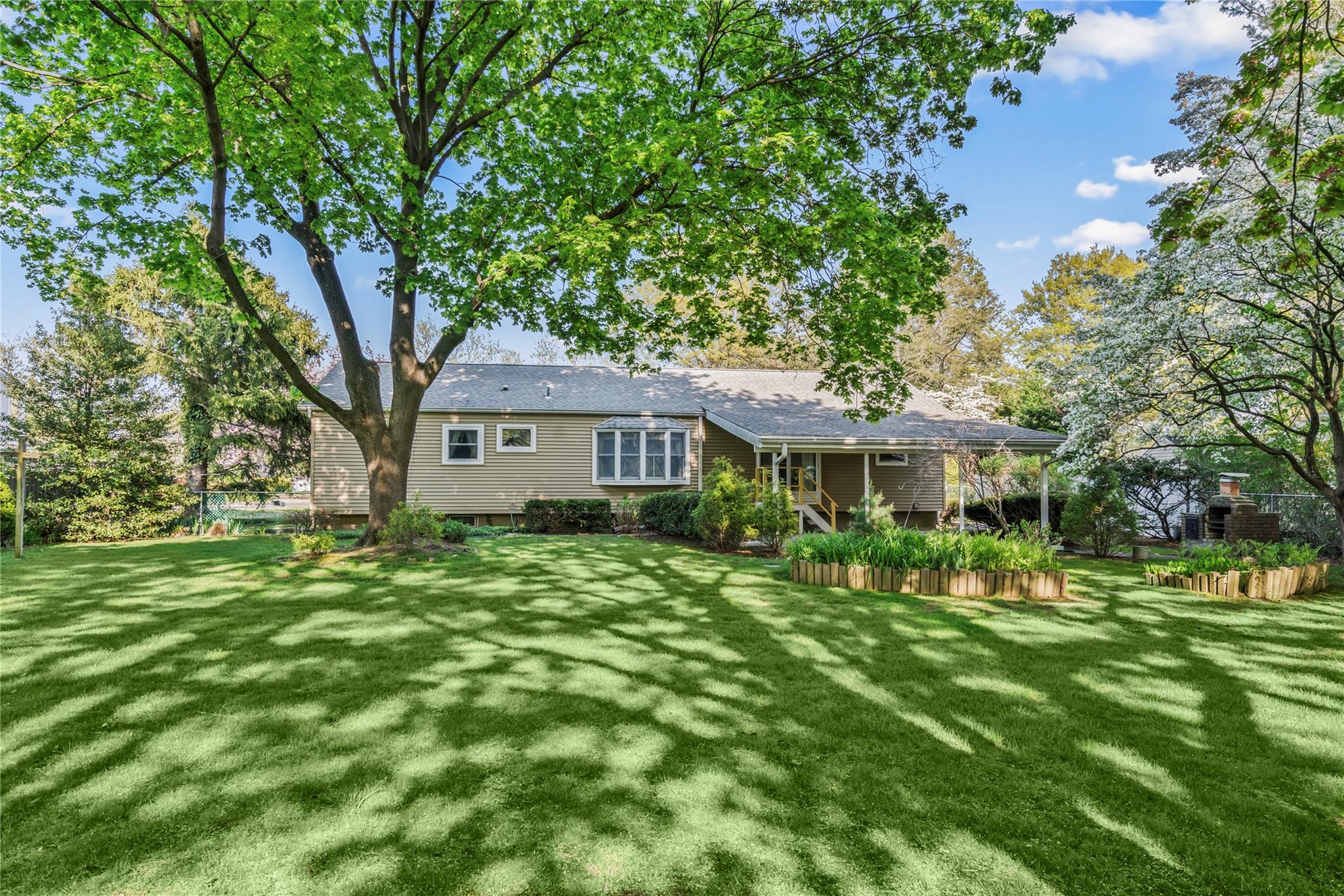 359 Old Bridge Road, East Northport, New York image 26