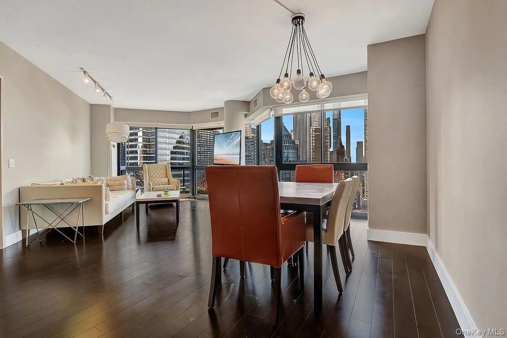 Photo of 200 E 61st Street #35B, New York (Manhattan), NY 10065 (MLS # 997122)