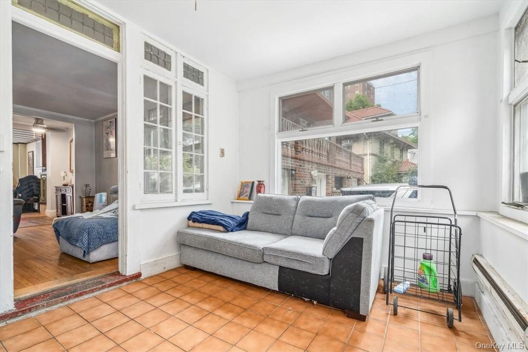 3805 Sedgwick Avenue