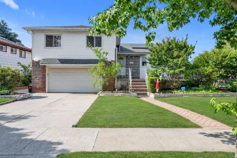 26445 60th Road Little Neck NY 11362