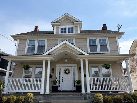 130 Wellington Road Mineola NY 11501