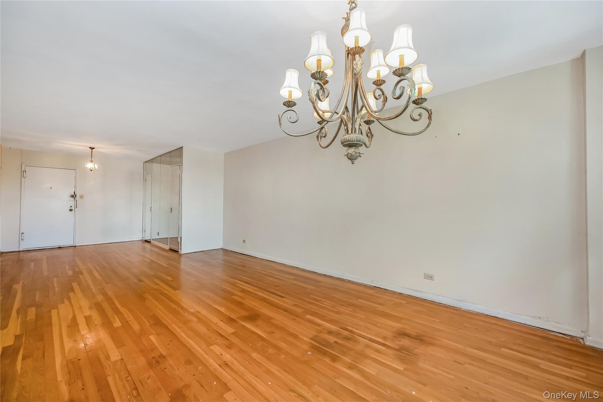 211-10 18th Avenue 4G