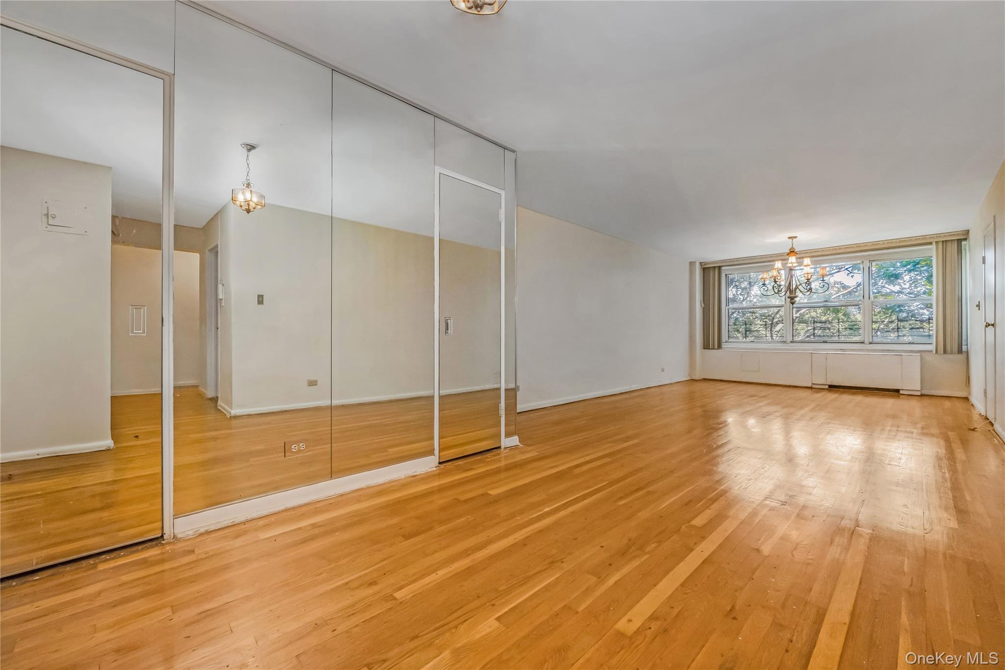 211-10 18th Avenue 4G