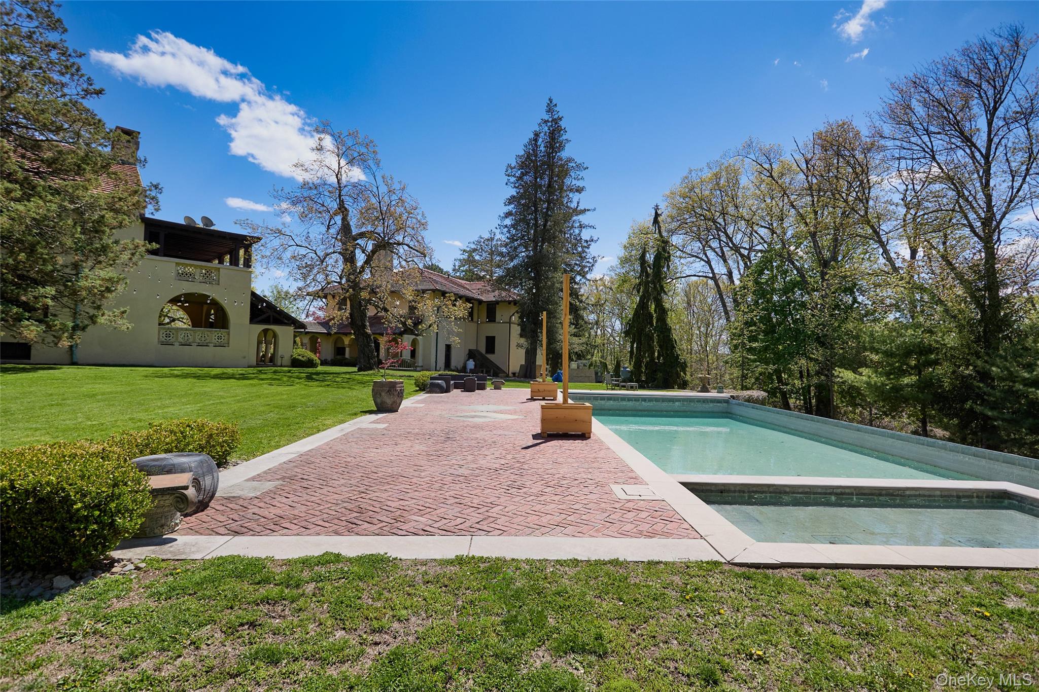 14 Castleton Drive