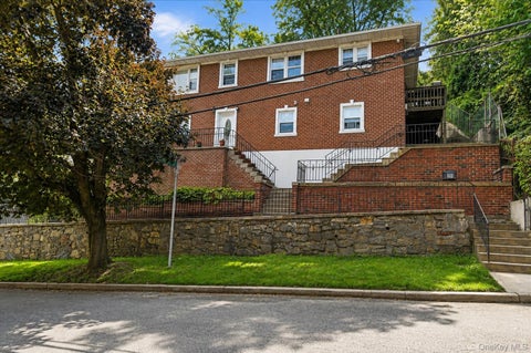 Multifamily For Sale - 62 Raybrook Rd Rd<br/> Yonkers, NY 10704